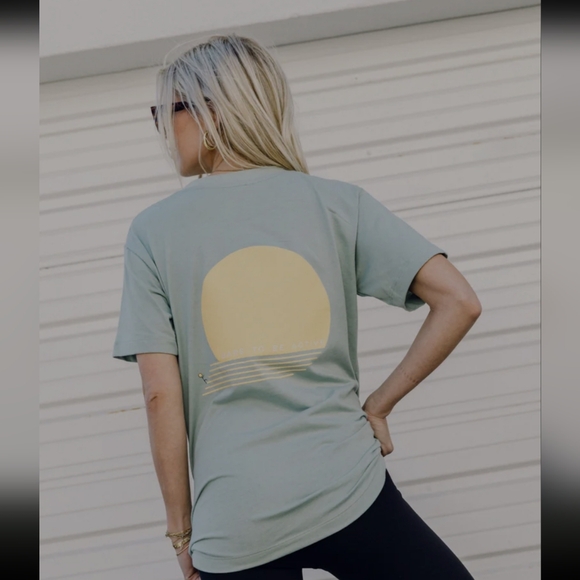 Dare to be Active sage green t-shirt - Picture 4 of 4